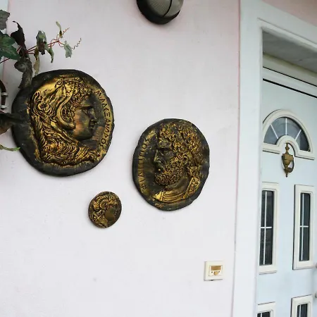 House Of Arts Appartement Pélla Buitenkant foto