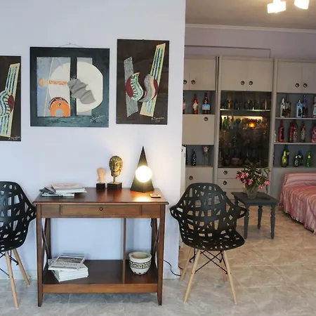 House Of Arts Appartement Pélla Buitenkant foto